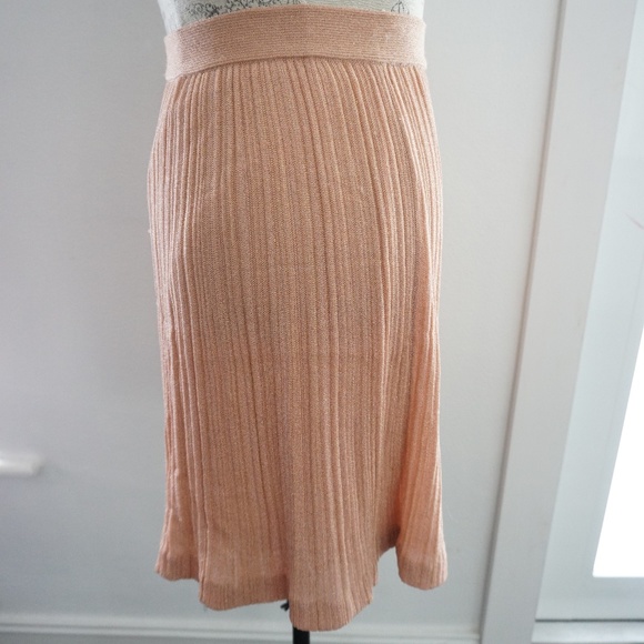 Missoni Pink Pleated Lame Knee Length Pencil Skirt - Picture 4 of 8